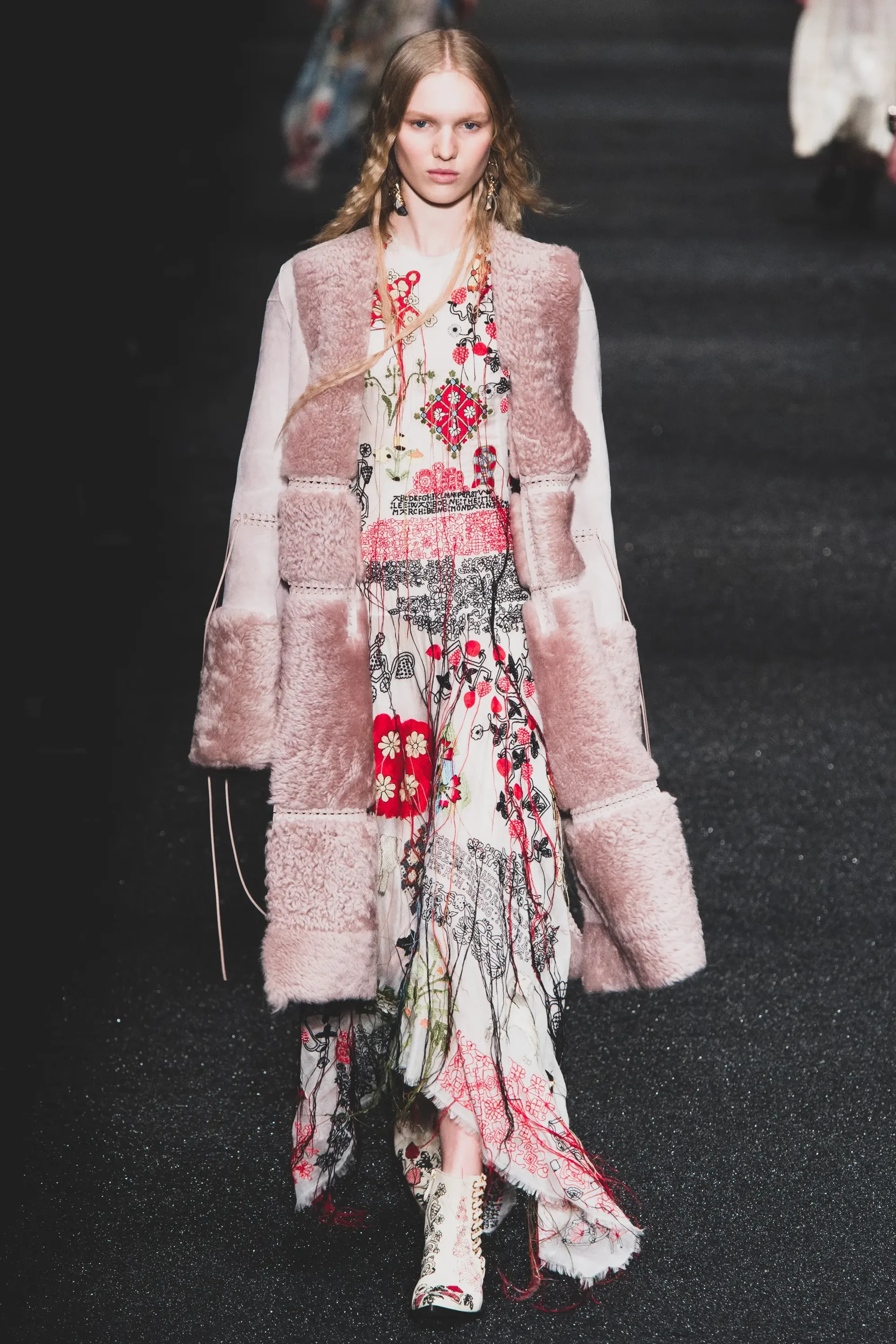 Alexander McQueen AW19 11