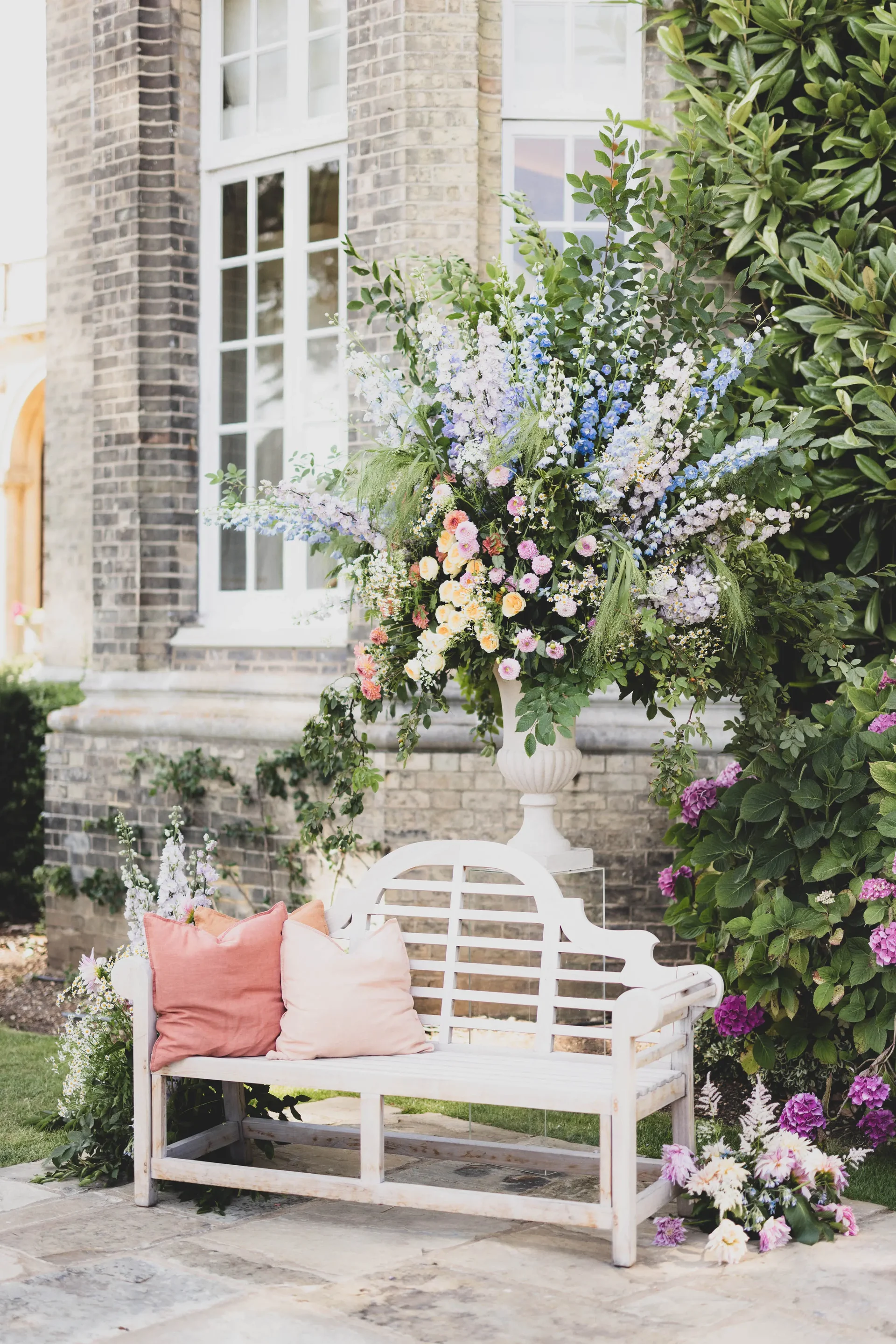 Summer wedding at Hedsor House with Couture Events 2