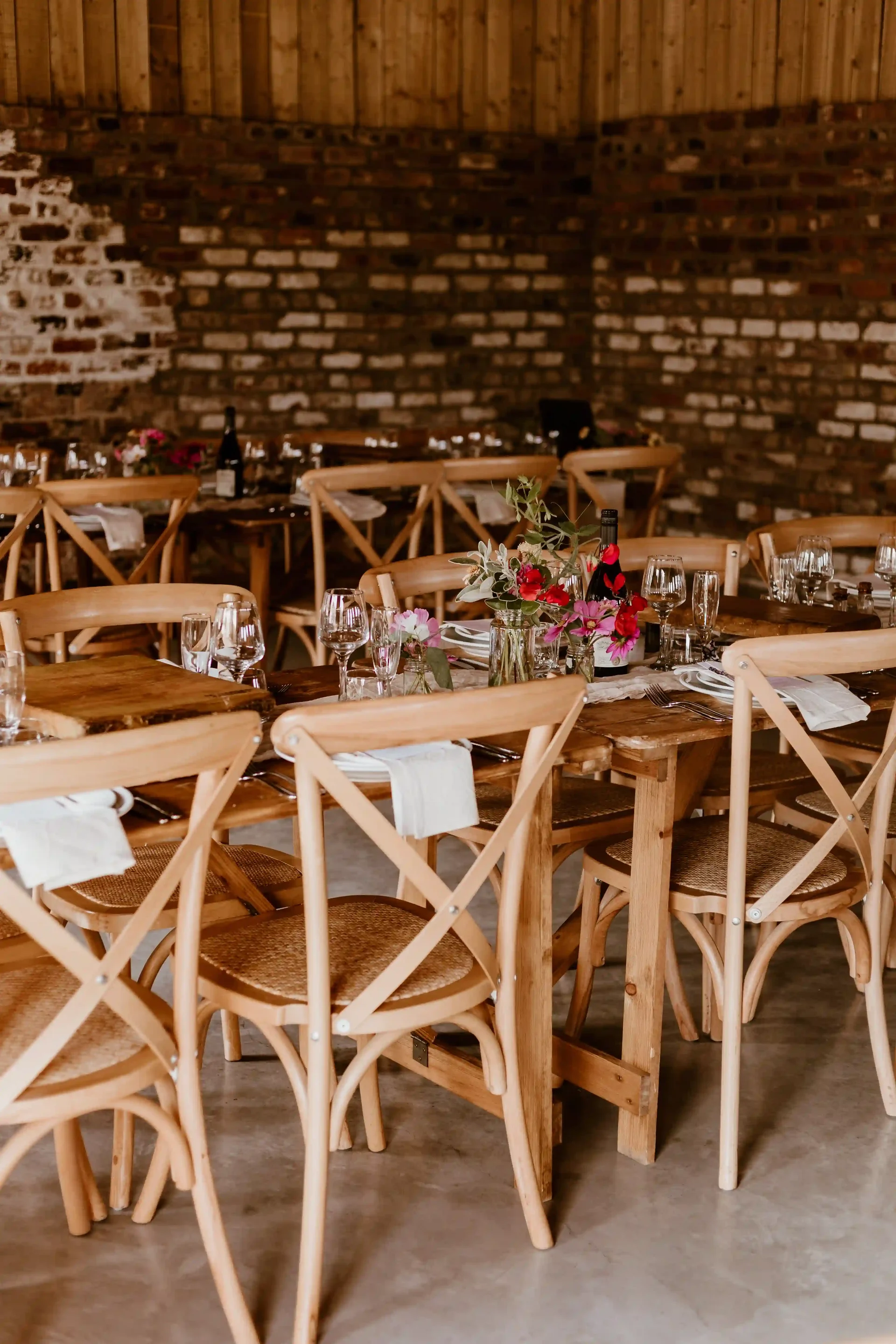 Summer wedding at Woolas Barn 15